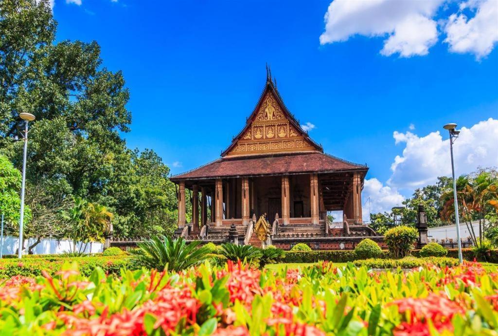 San Jiang Grand Hotel Vientiane Buitenkant foto