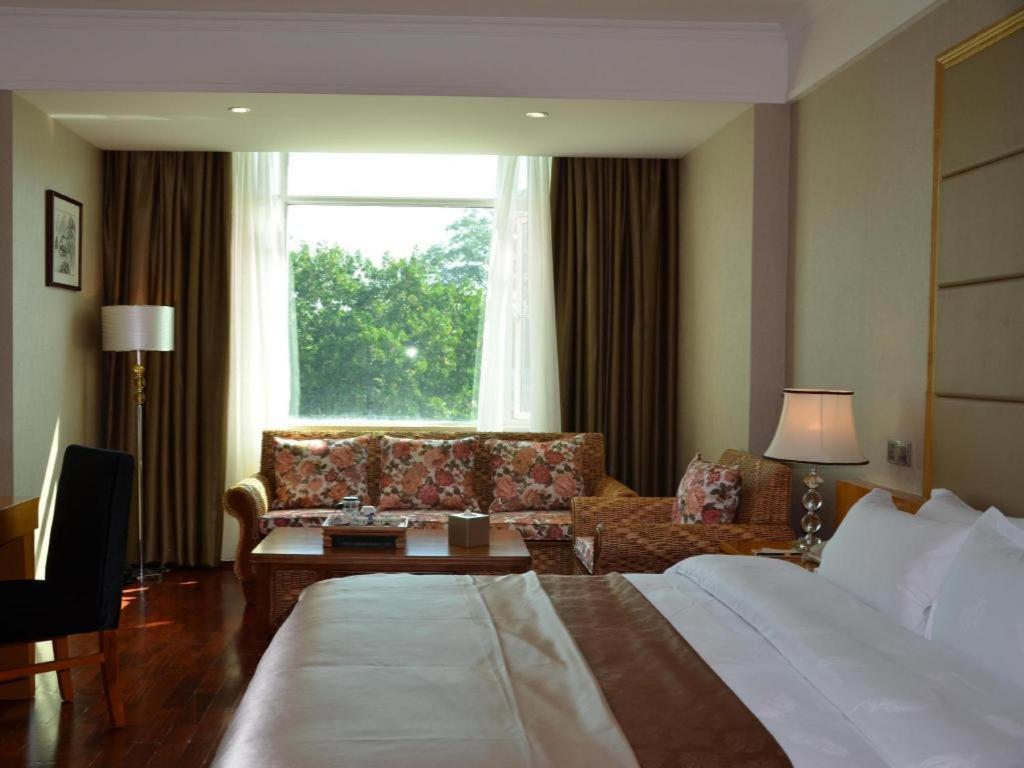 San Jiang Grand Hotel Vientiane Buitenkant foto
