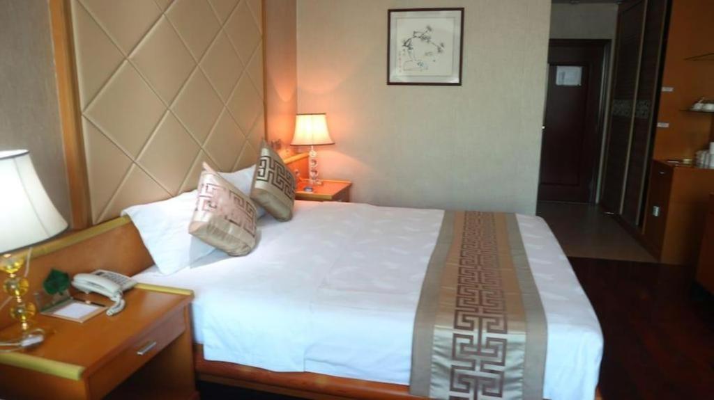 San Jiang Grand Hotel Vientiane Buitenkant foto