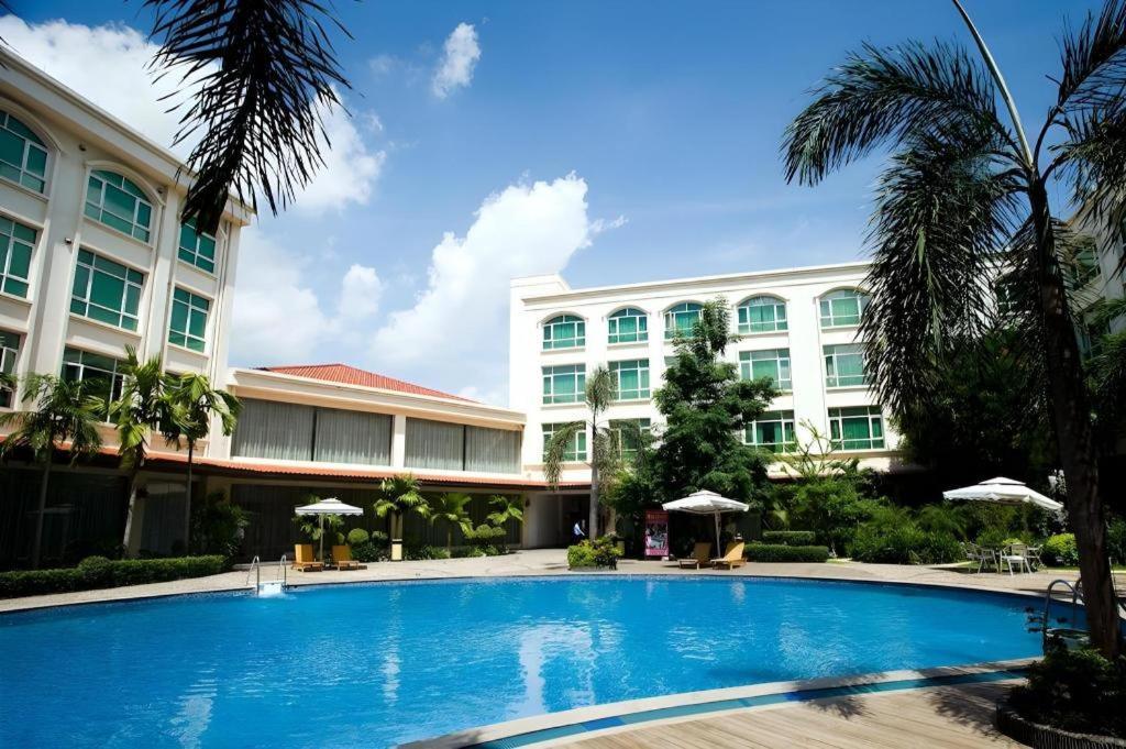San Jiang Grand Hotel Vientiane Buitenkant foto